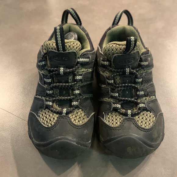 KEEN waterproof sneakers - Picture 2 of 4